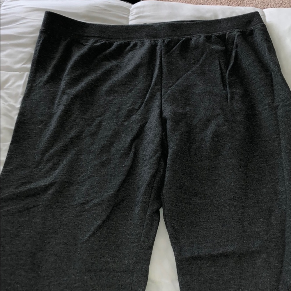 Hanes size XL sweatpants.